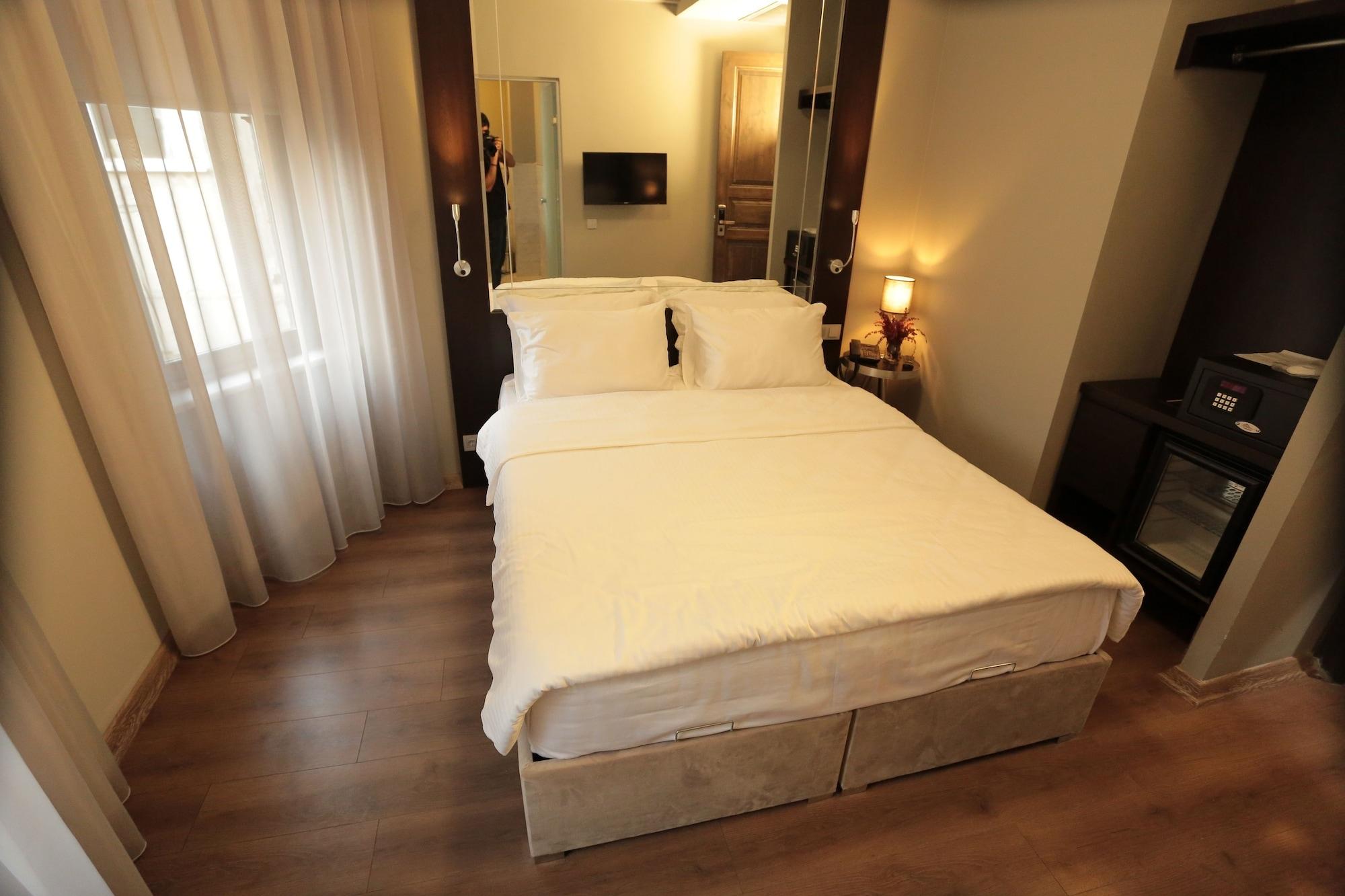 Ferman Pera Hotel Provincia di Provincia di Istanbul Esterno foto