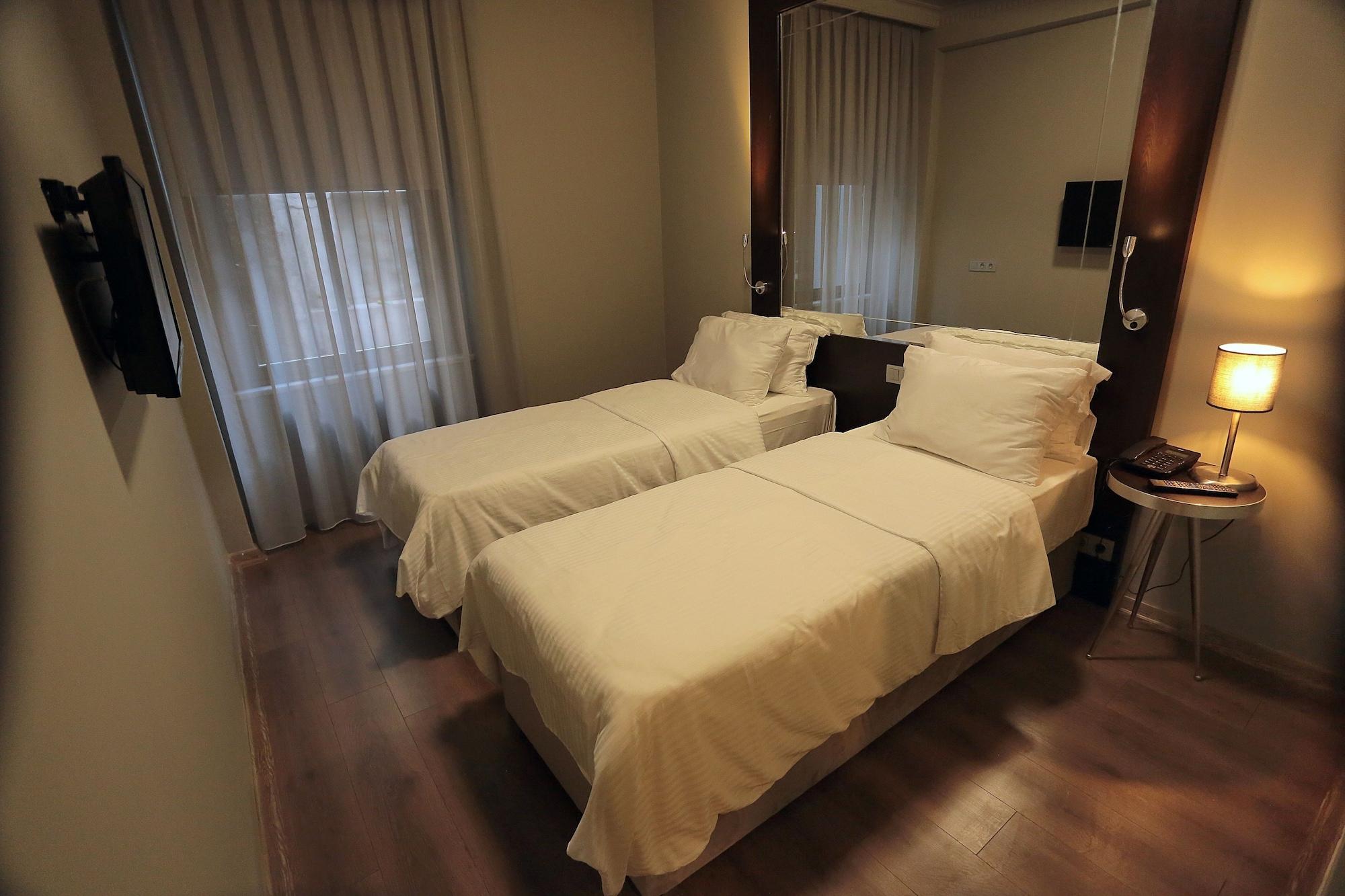 Ferman Pera Hotel Provincia di Provincia di Istanbul Esterno foto